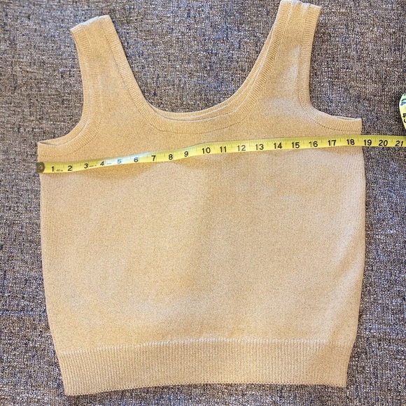 ST. JOHN Gold Tank Shimmer Sleeveless | Medium - Picture 9 of 10
